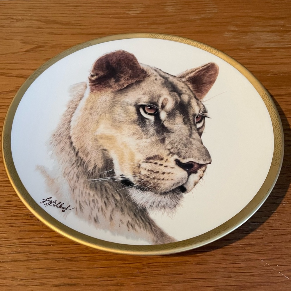 LENOX Limited Edition Plate Lioness Great Cats of the World  A 5195 8 Inch Decor